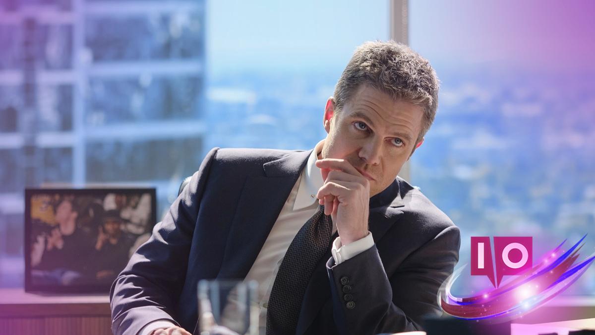 Suits LA Confirma: Los Personajes de Stephen Amell están Condenados con Problemas de Papá.