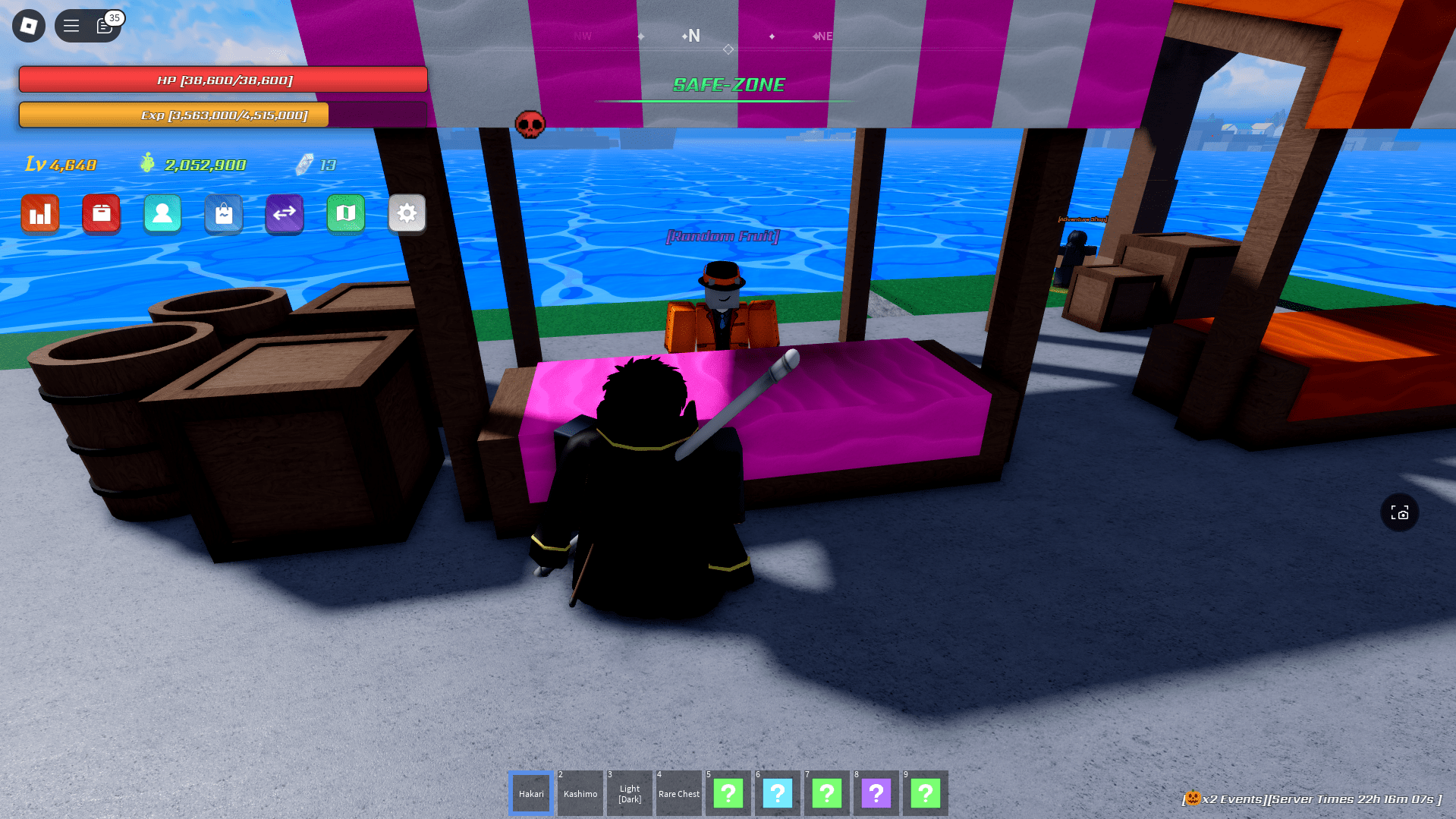 Jugador rerolleando frutas en Verse Piece Roblox