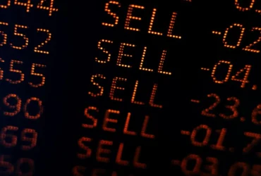 Experimento mental de IA en Substack desata pánico en el mercado de valores