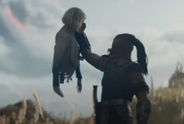Grupo publicitario británico critica anuncio robótico mutilado de 'Predator: Badlands' de Disney