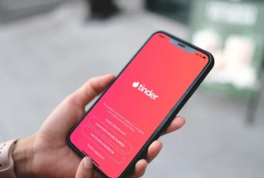 Tinder usa IA para combatir el agotamiento en la app de citas