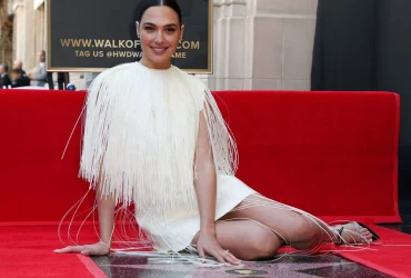 Película 'Cheque en Blanco' Generada por IA: Robo de Bitcoin con Affleck y Gadot