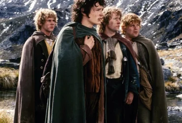 Mira a Stephen Colbert Reunir al Elenco de LOTR, Bromea sobre el Futuro de la Tierra Media