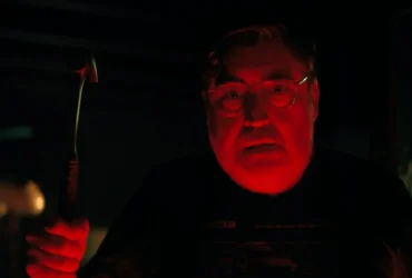 Tráiler de The Boroughs: Terror de Netflix de los hermanos Duffer con Molina